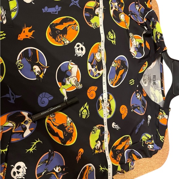 Disney Villains Black and Orange Top Sz 2xl 24” Nurse Healthcare Medical - Picture 7 of 9